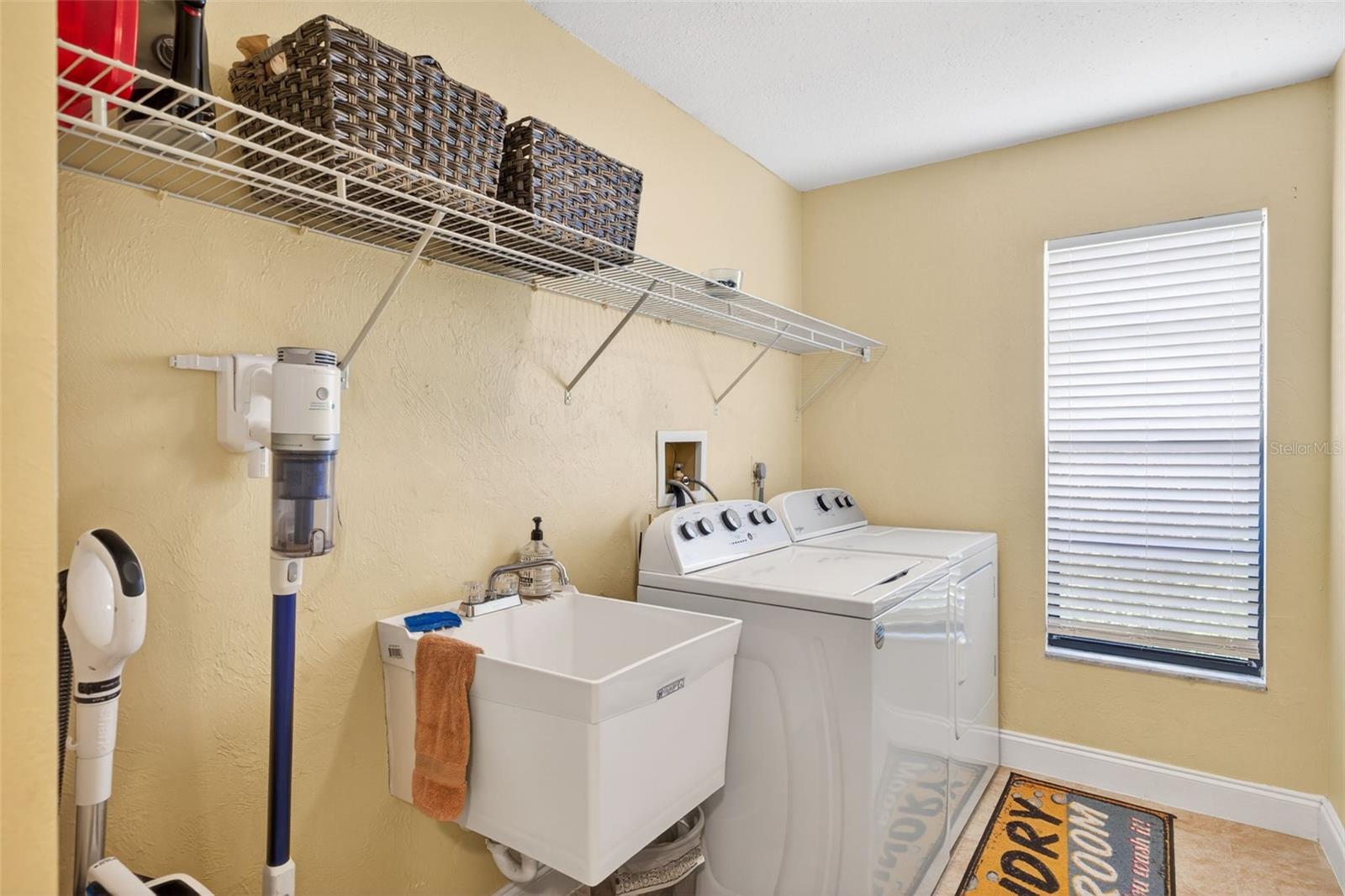 402 SW 37TH LN, CAPE CORAL, FL — photo 28