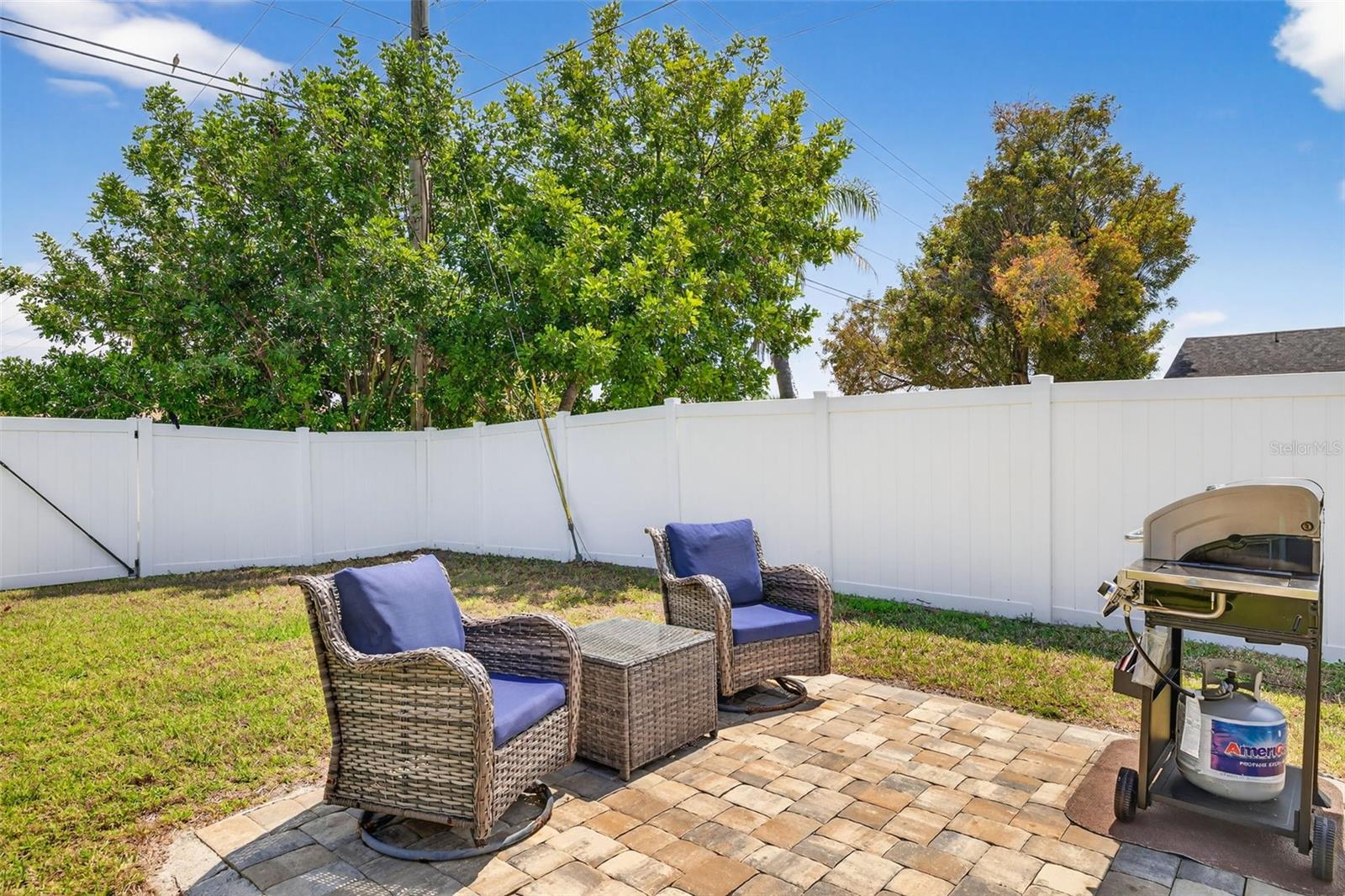 402 SW 37TH LN, CAPE CORAL, FL — photo 35