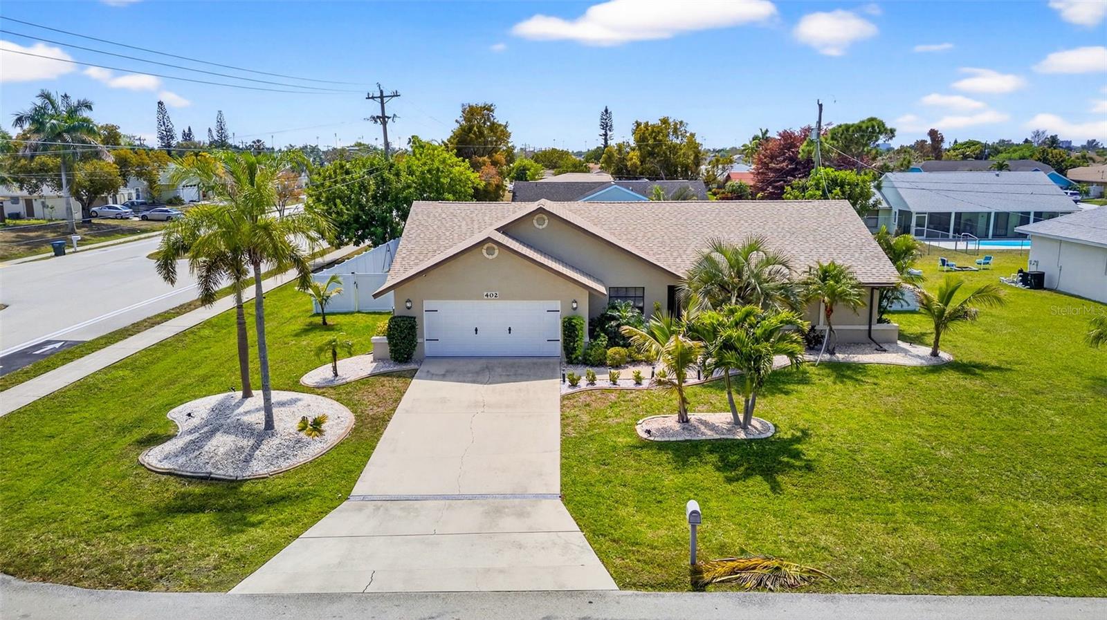 402 SW 37TH LN, CAPE CORAL, FL — photo 37