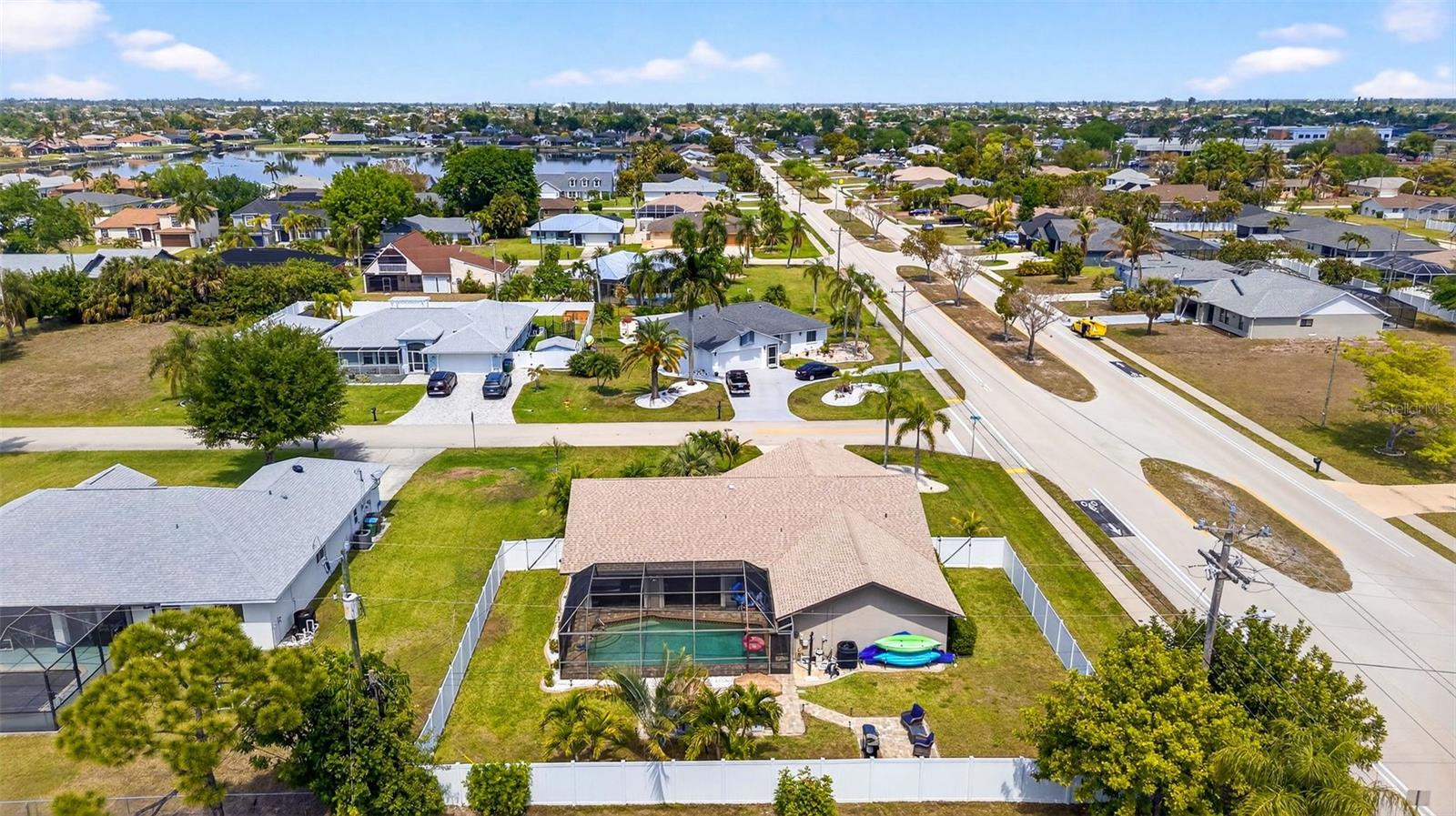 402 SW 37TH LN, CAPE CORAL, FL — photo 42