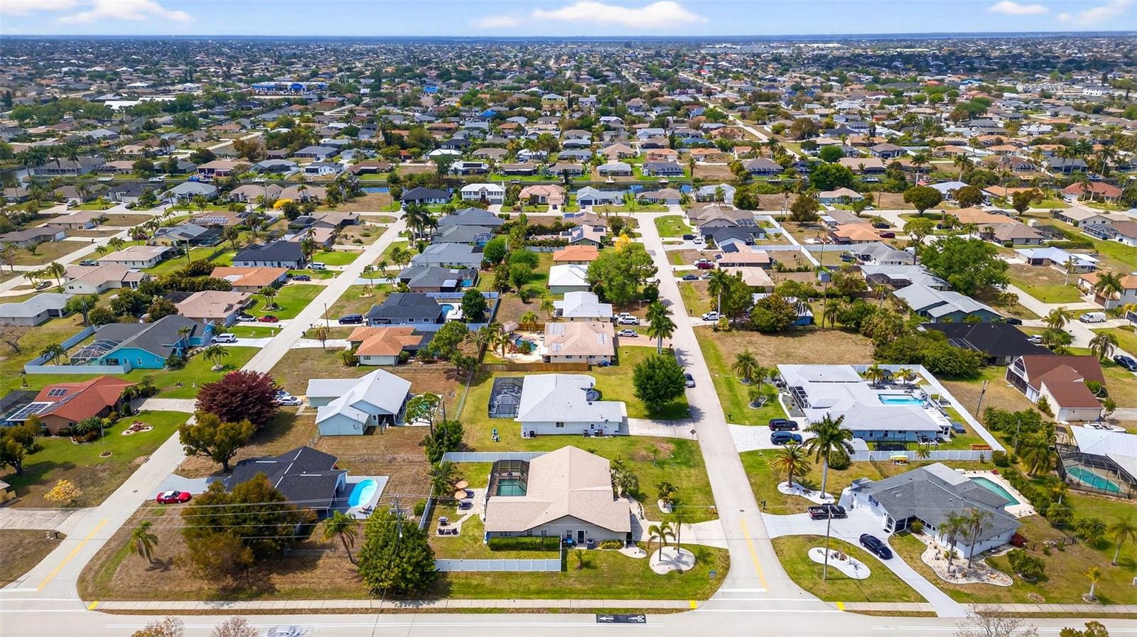 402 SW 37TH LN, CAPE CORAL, FL — photo 46