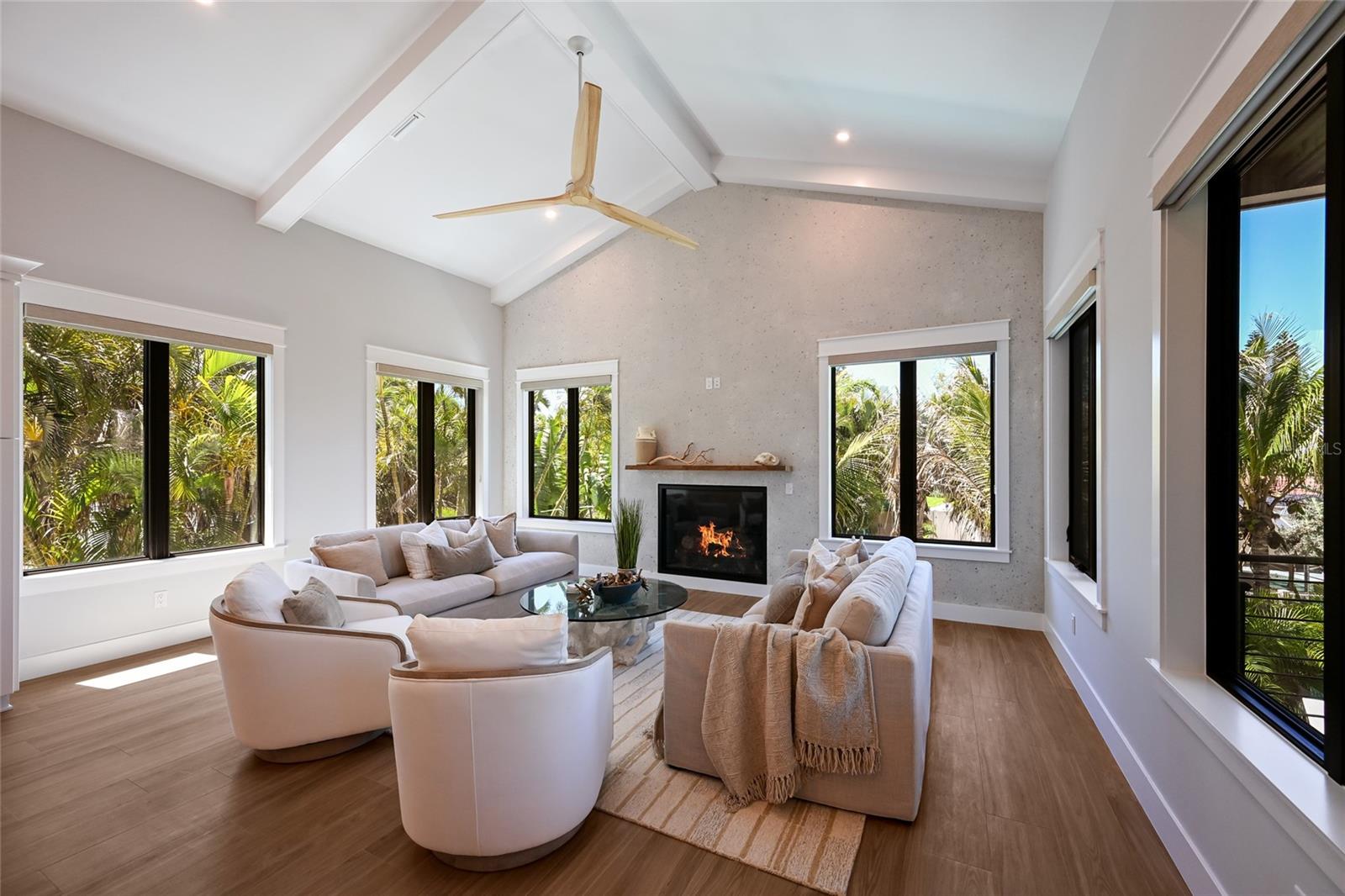513 N BAY BLVD, ANNA MARIA, FL — photo 9