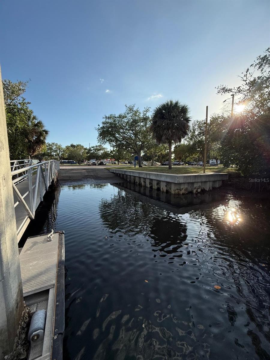 3733 6TH ST S, ST PETERSBURG, FL — photo 12