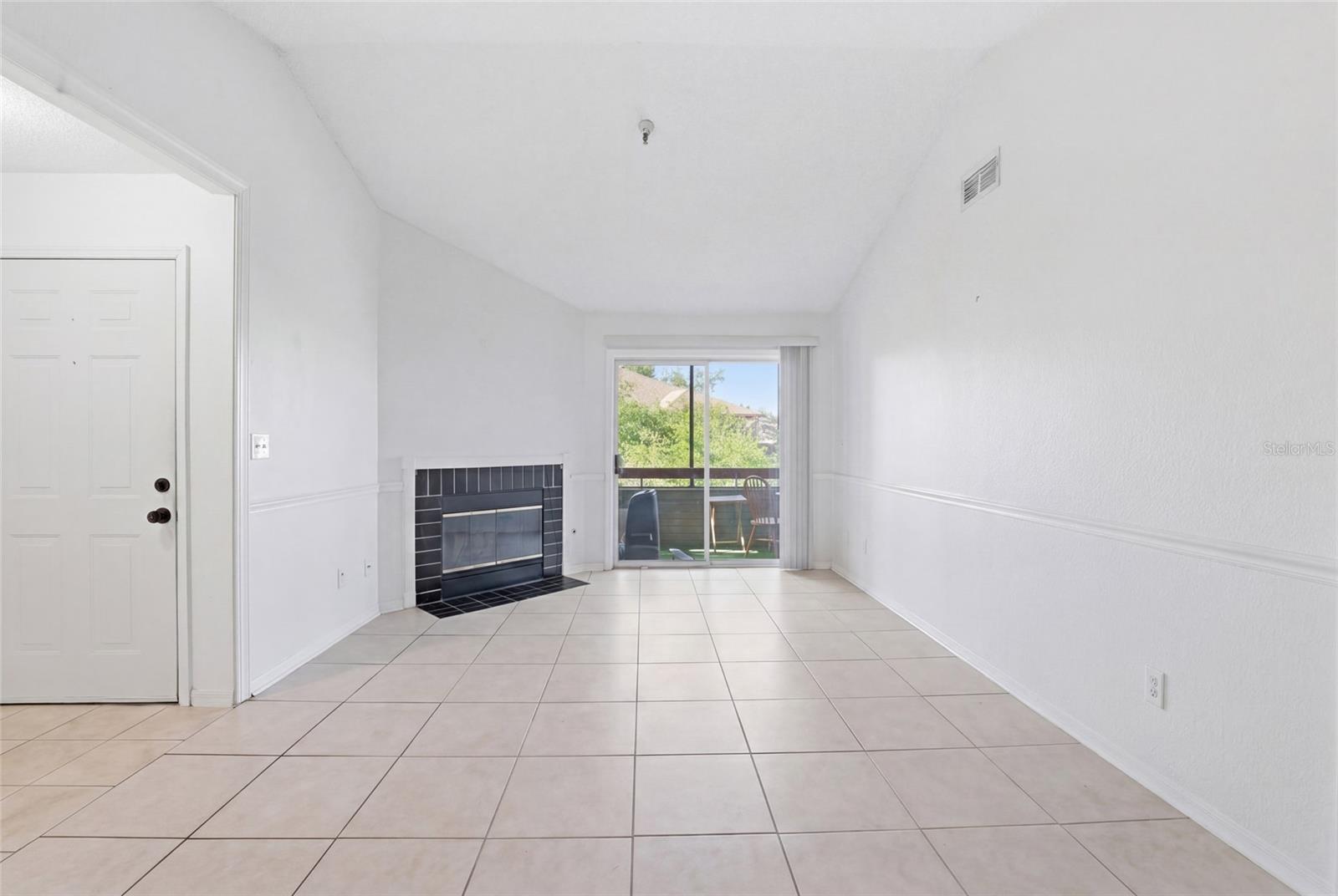 10265 GANDY BLVD N #1806, ST PETERSBURG, FL — photo 4