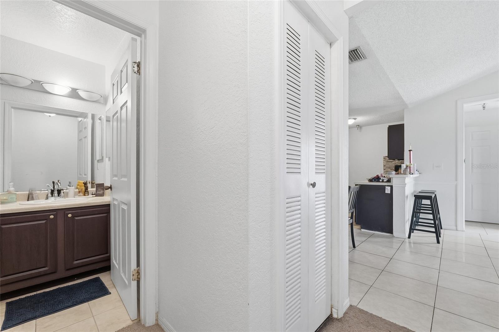 10265 GANDY BLVD N #1806, ST PETERSBURG, FL — photo 13