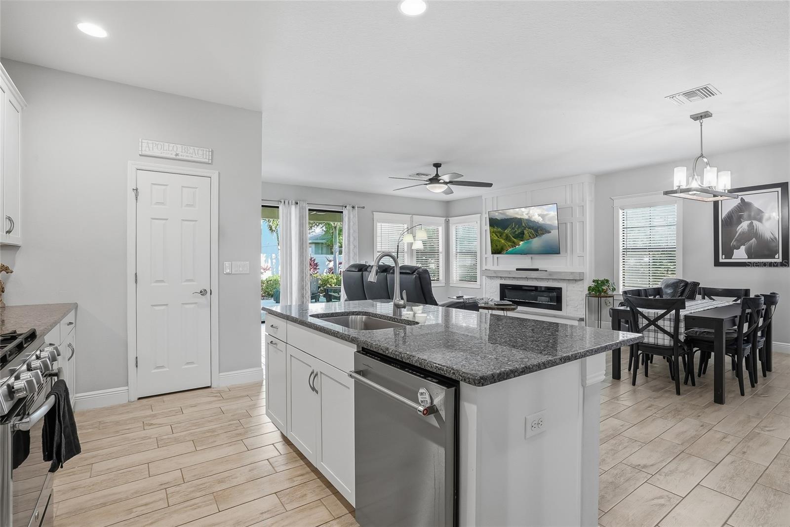 6318 SPRINGLINE PL, APOLLO BEACH, FL — photo 8