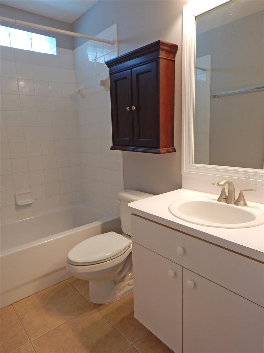 5827 MEADOWPARK PL, LITHIA, FL — photo 22