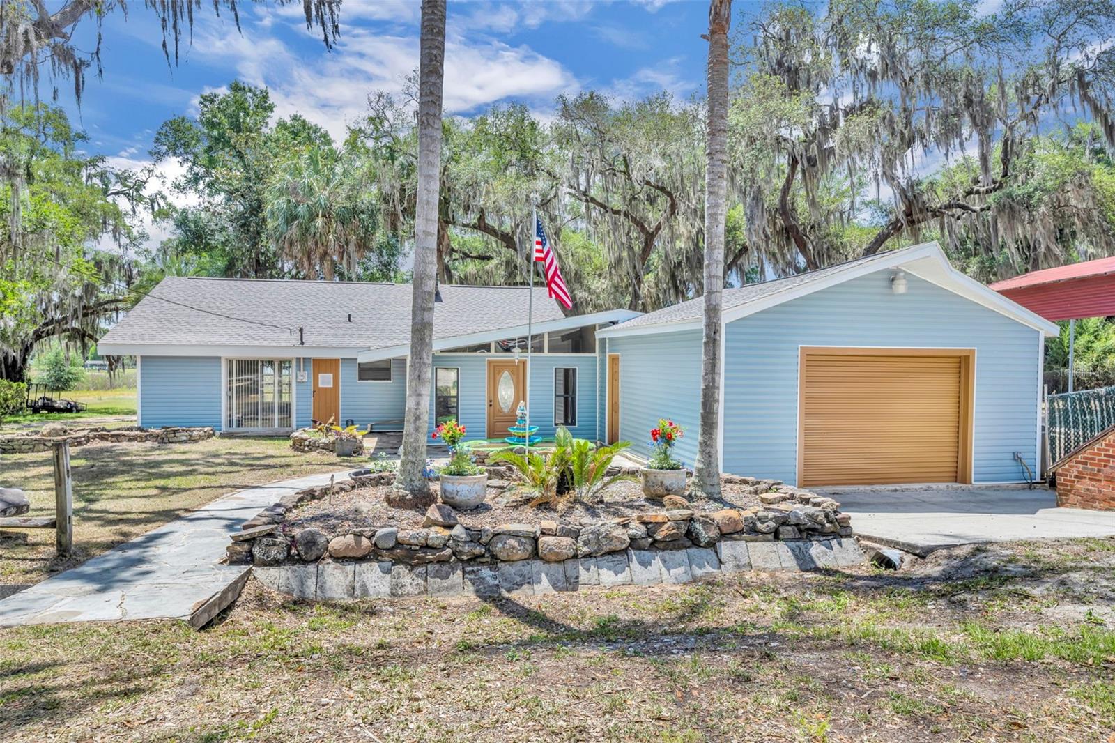 13450 SE 105TH TER, OCKLAWAHA, FL — photo 4