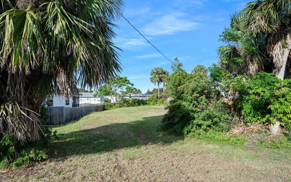 339 MANHATTAN AVE, DAYTONA BEACH, FL — photo 12