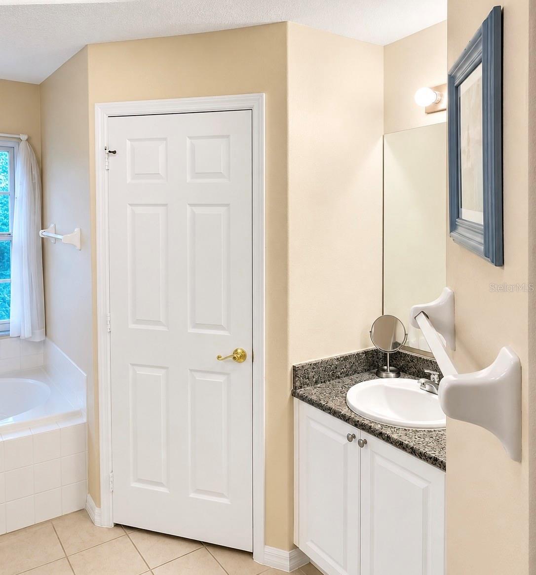 615 DOLCETTO DR, DAVENPORT, FL — photo 17