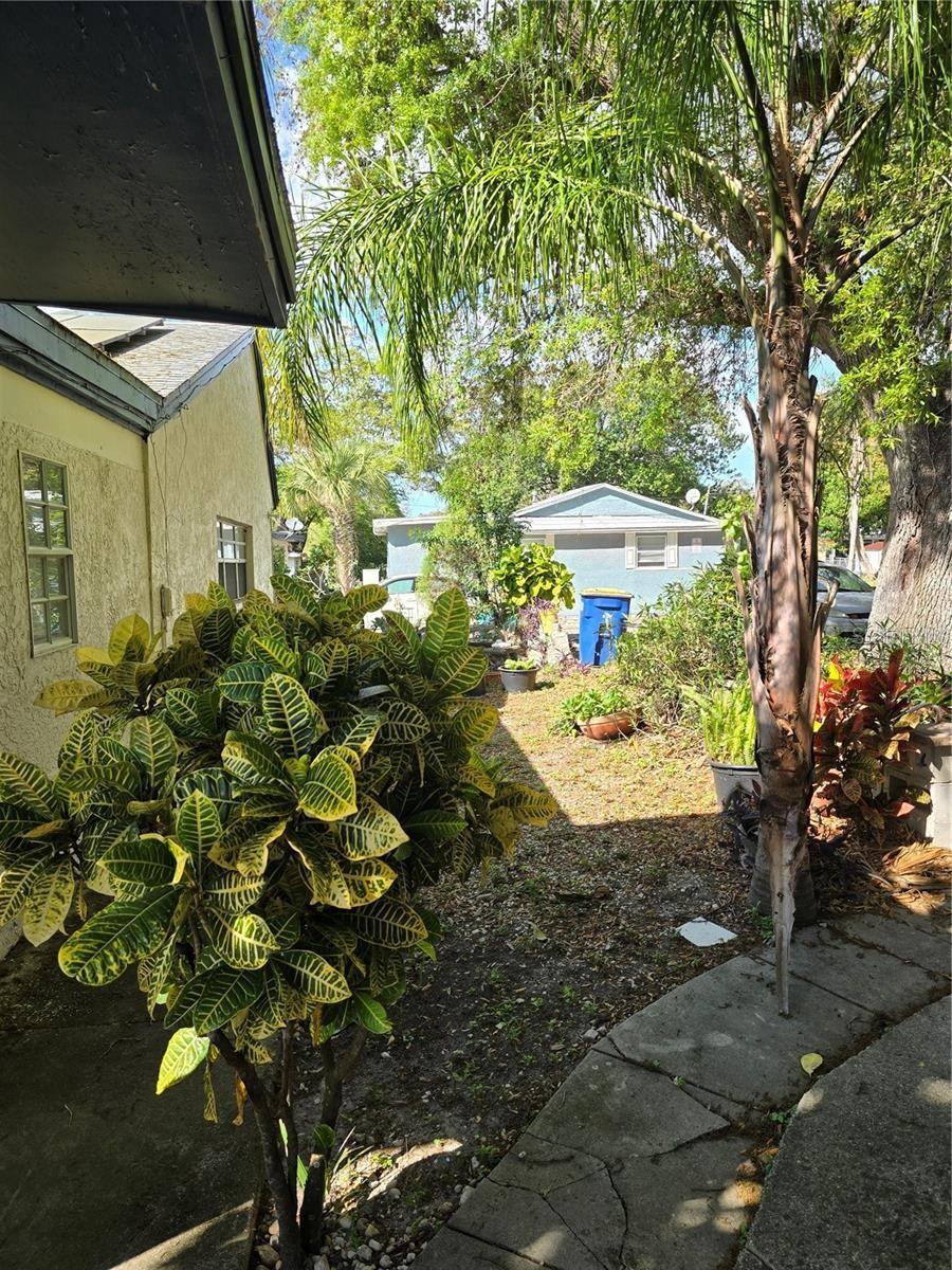 1118 HARRIS LN, CLEARWATER, FL — photo 10