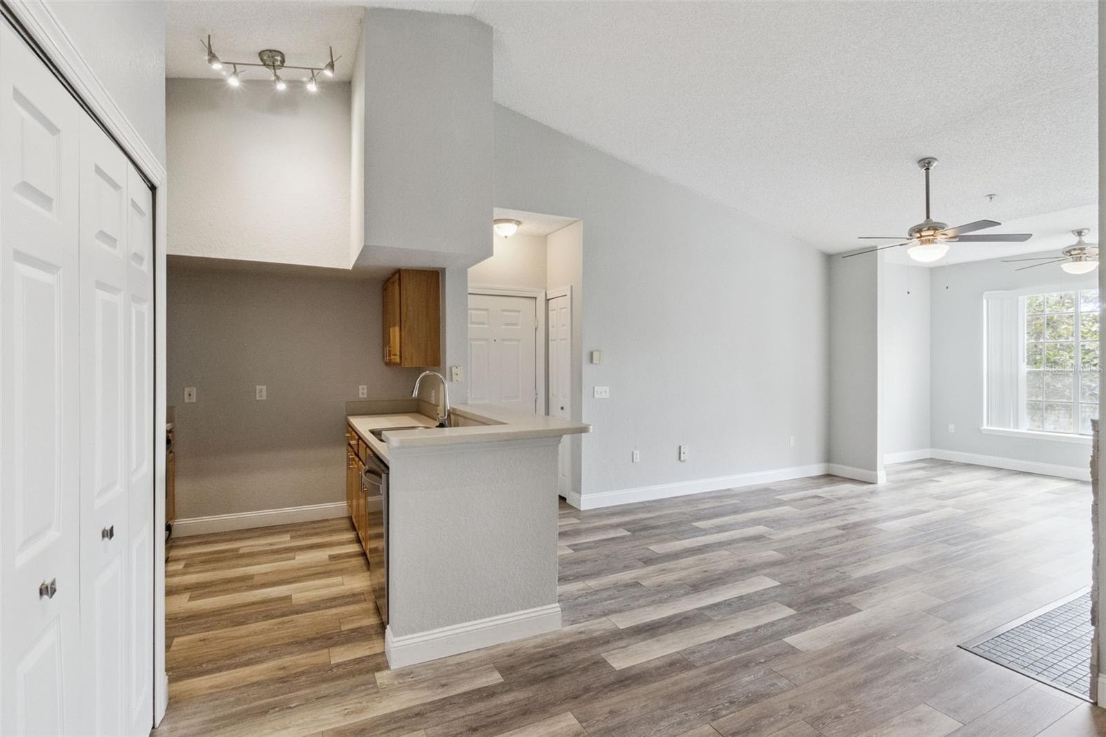 13015 PLANTATION PARK CIR #1035, ORLANDO, FL — photo 6