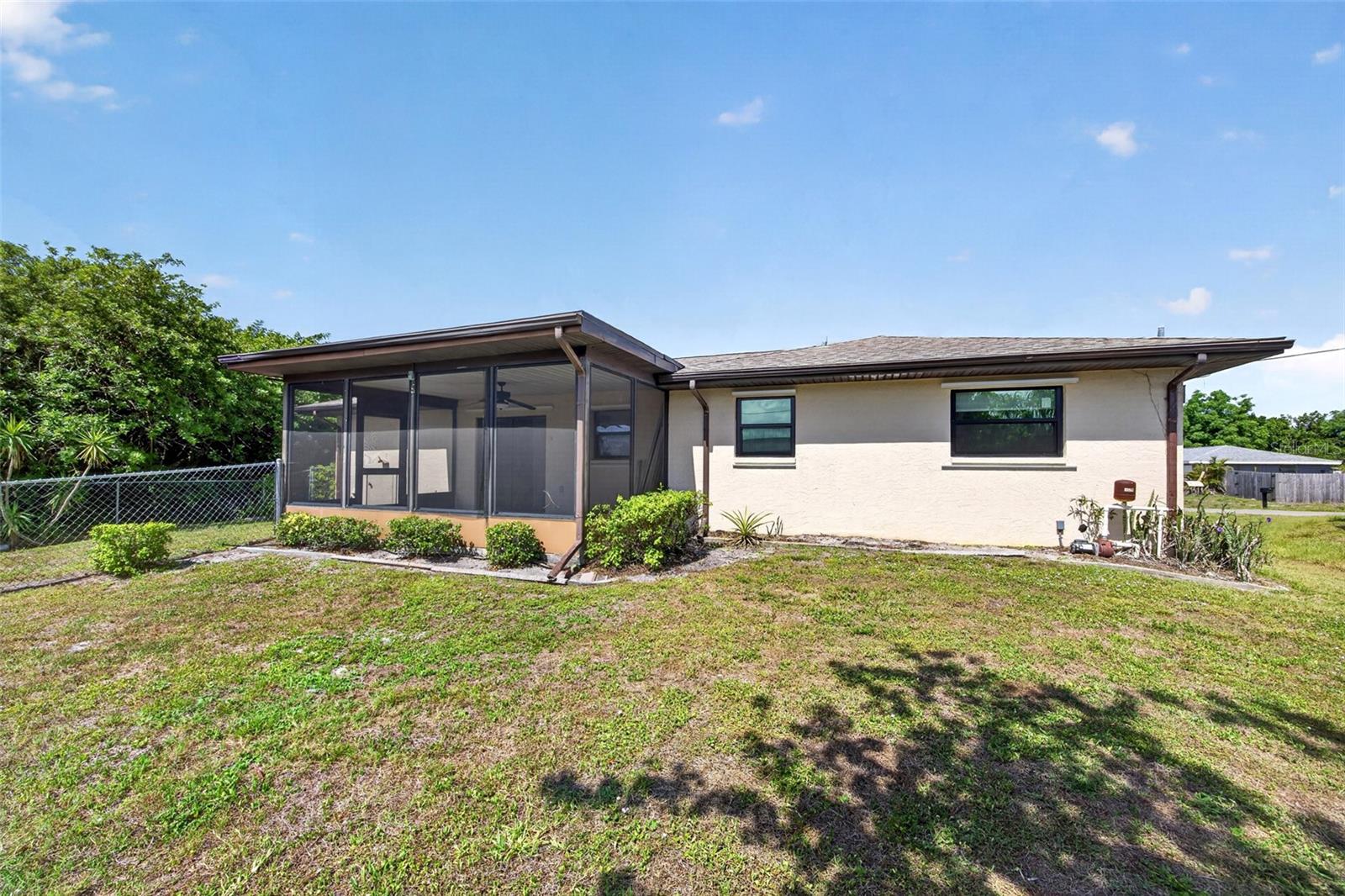 141 AVENS ST, PORT CHARLOTTE, FL — photo 23