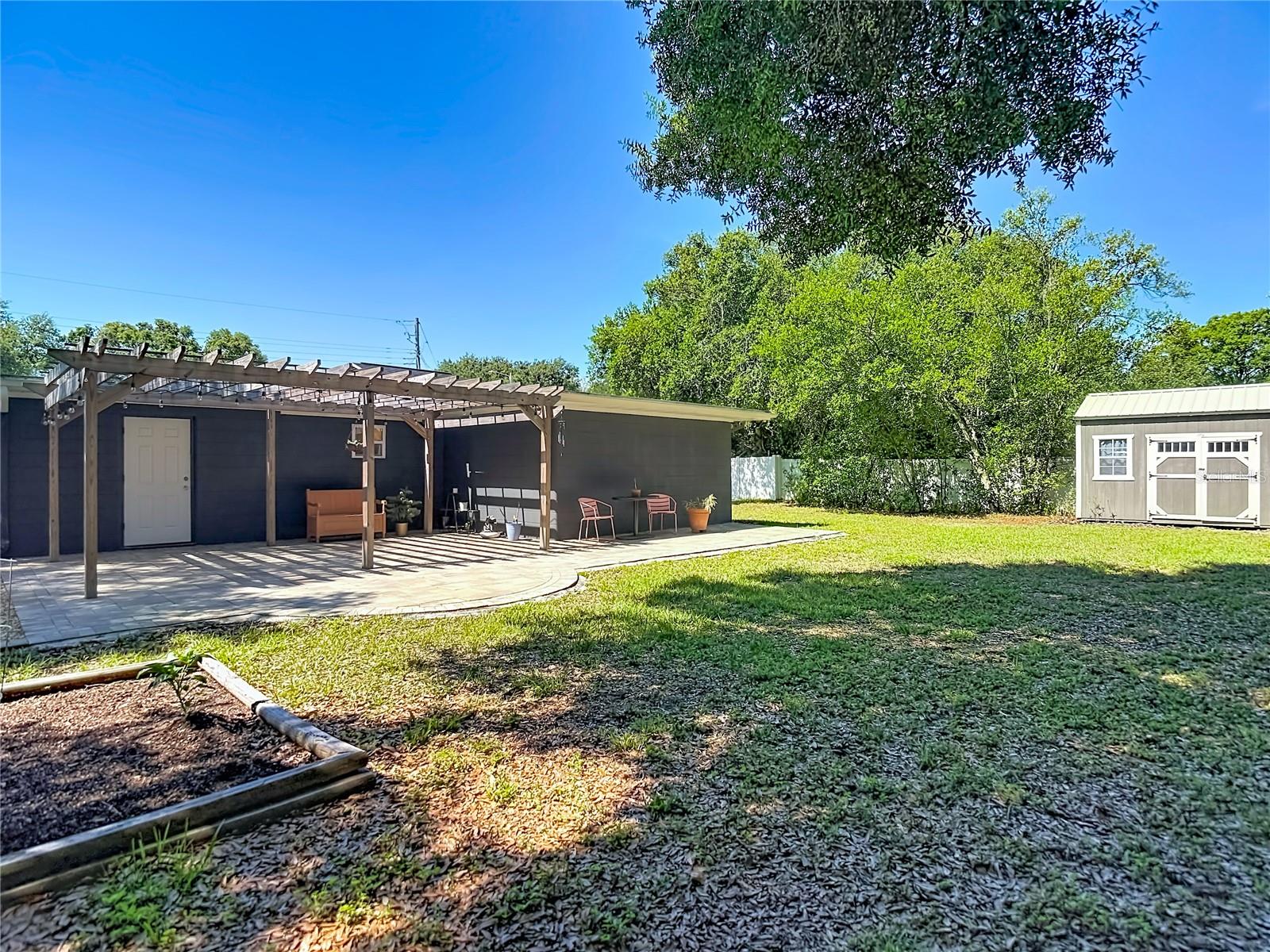 135 CONNIE AVE, TAMPA, FL — photo 22