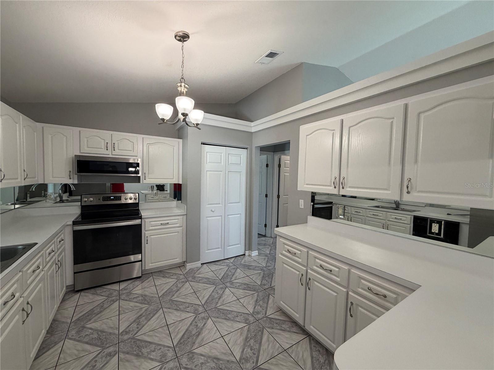 7750 SE 150 AVE, MORRISTON, FL — photo 11
