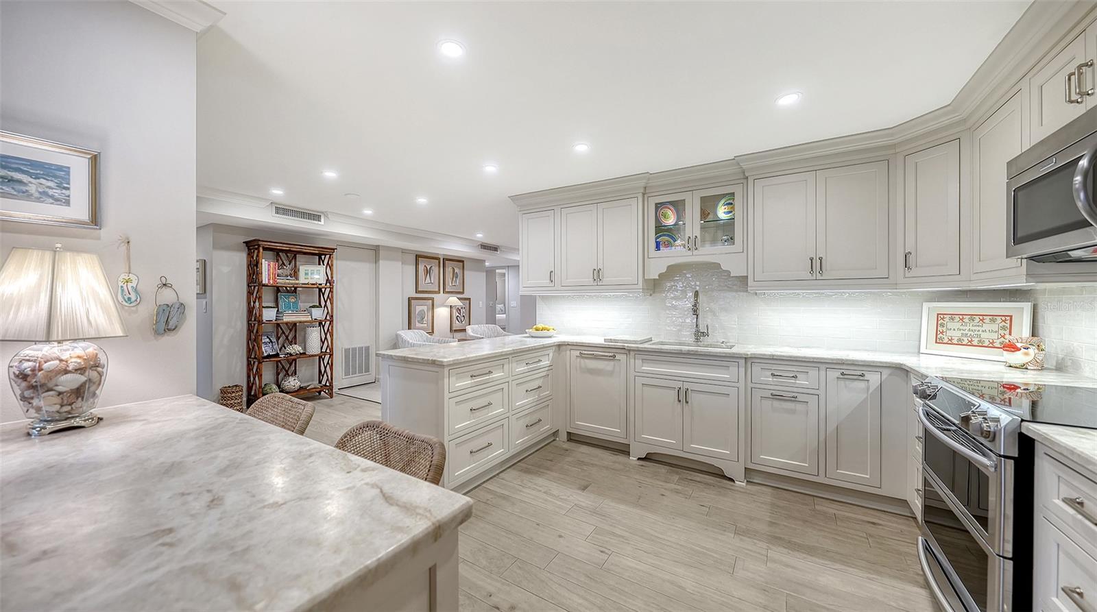 101 BENJAMIN FRANKLIN DR #85 & 86, SARASOTA, FL — photo 10
