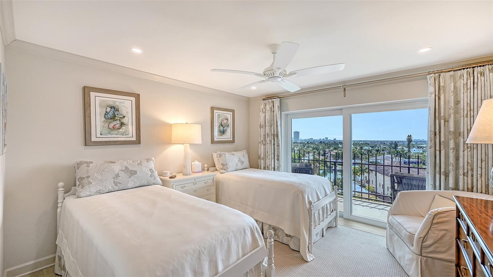 101 BENJAMIN FRANKLIN DR #85 & 86, SARASOTA, FL — photo 29