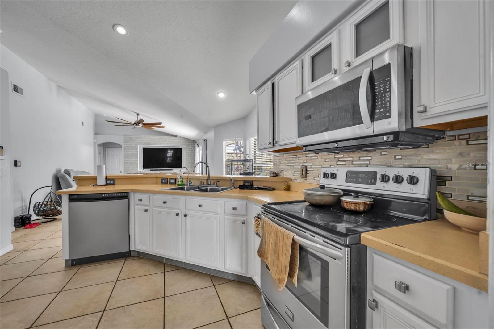 15115 GREATER GROVES BLVD, CLERMONT, FL — photo 35