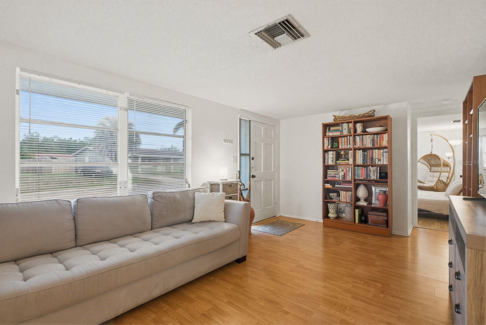 1958 ESSEX DR, HOLIDAY, FL — photo 7