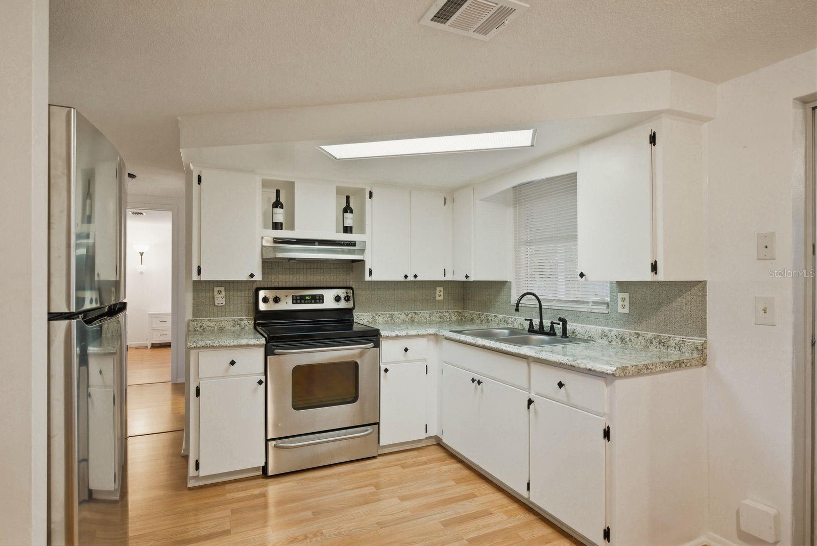 1958 ESSEX DR, HOLIDAY, FL — photo 10