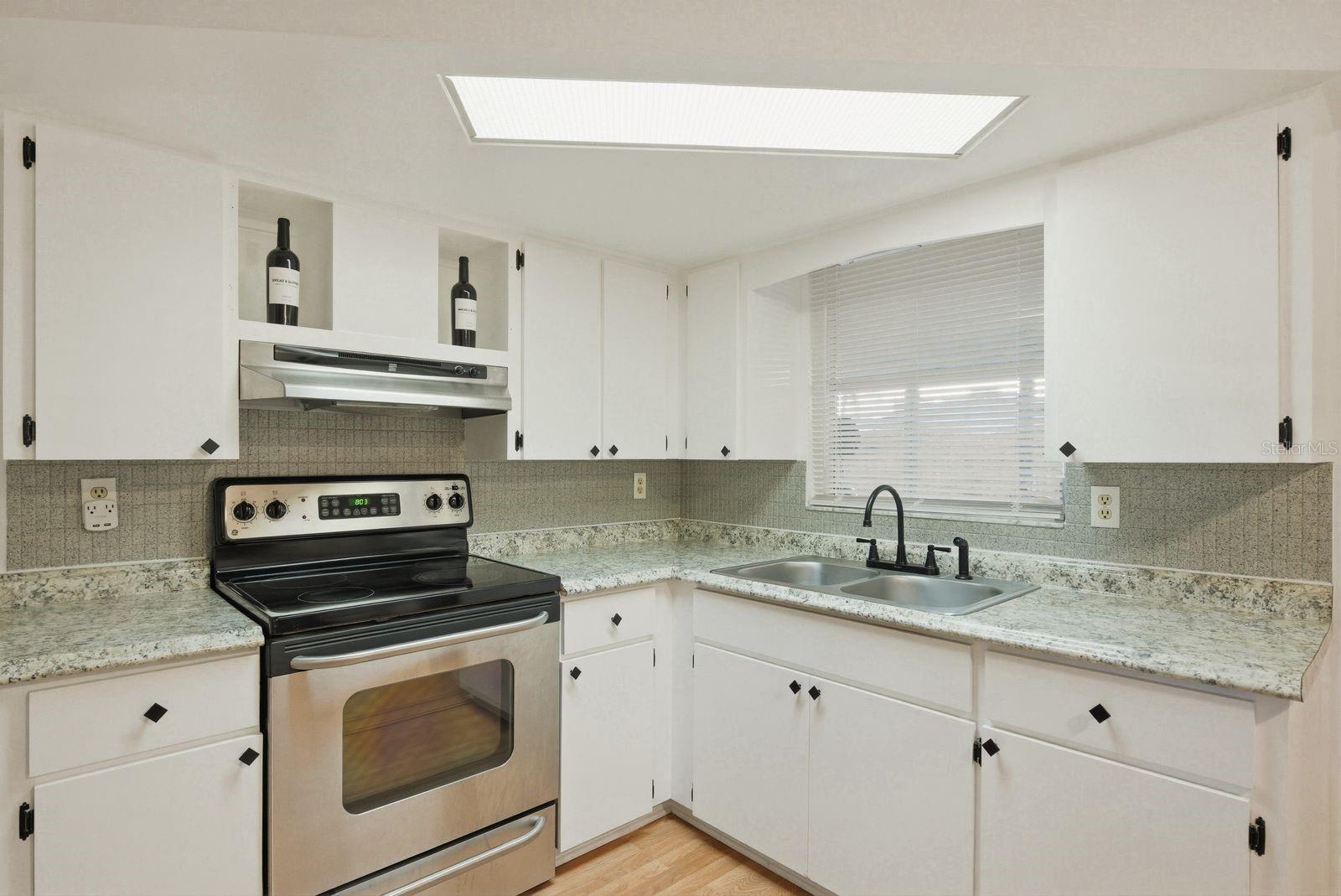 1958 ESSEX DR, HOLIDAY, FL — photo 12