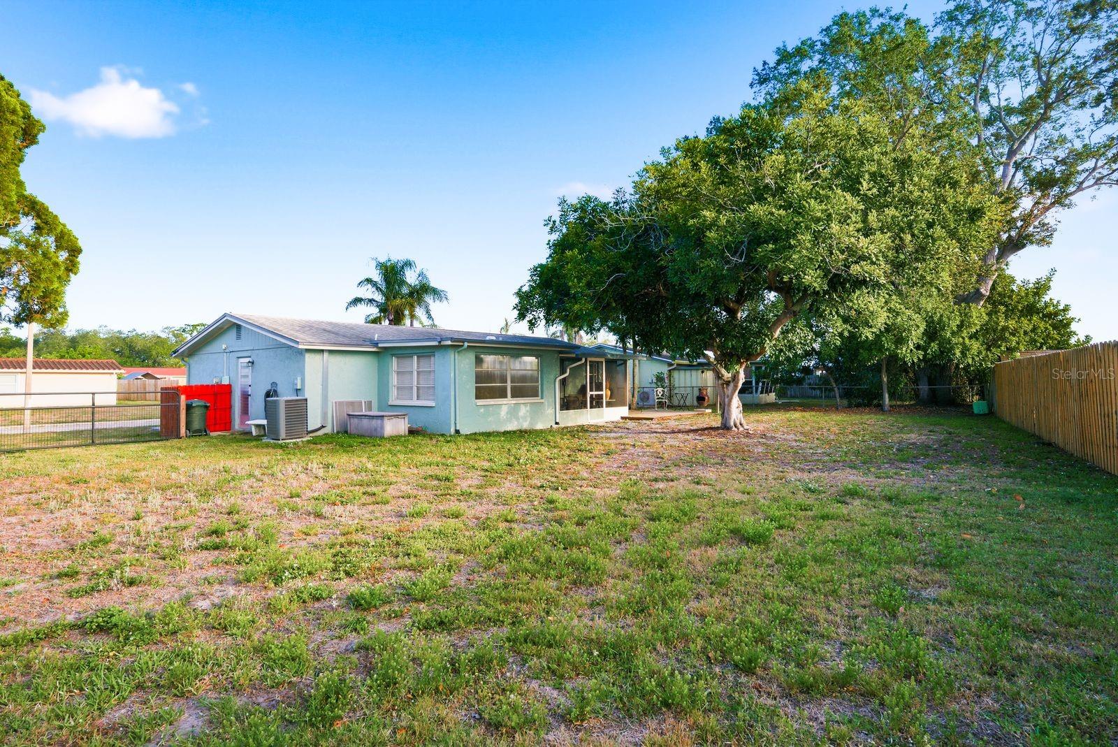 1958 ESSEX DR, HOLIDAY, FL — photo 32