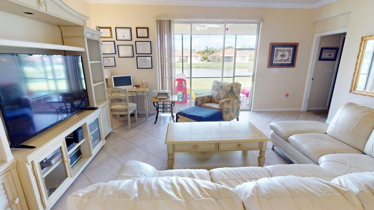 2571 LAURENTINA LN, CAPE CORAL, FL — photo 4