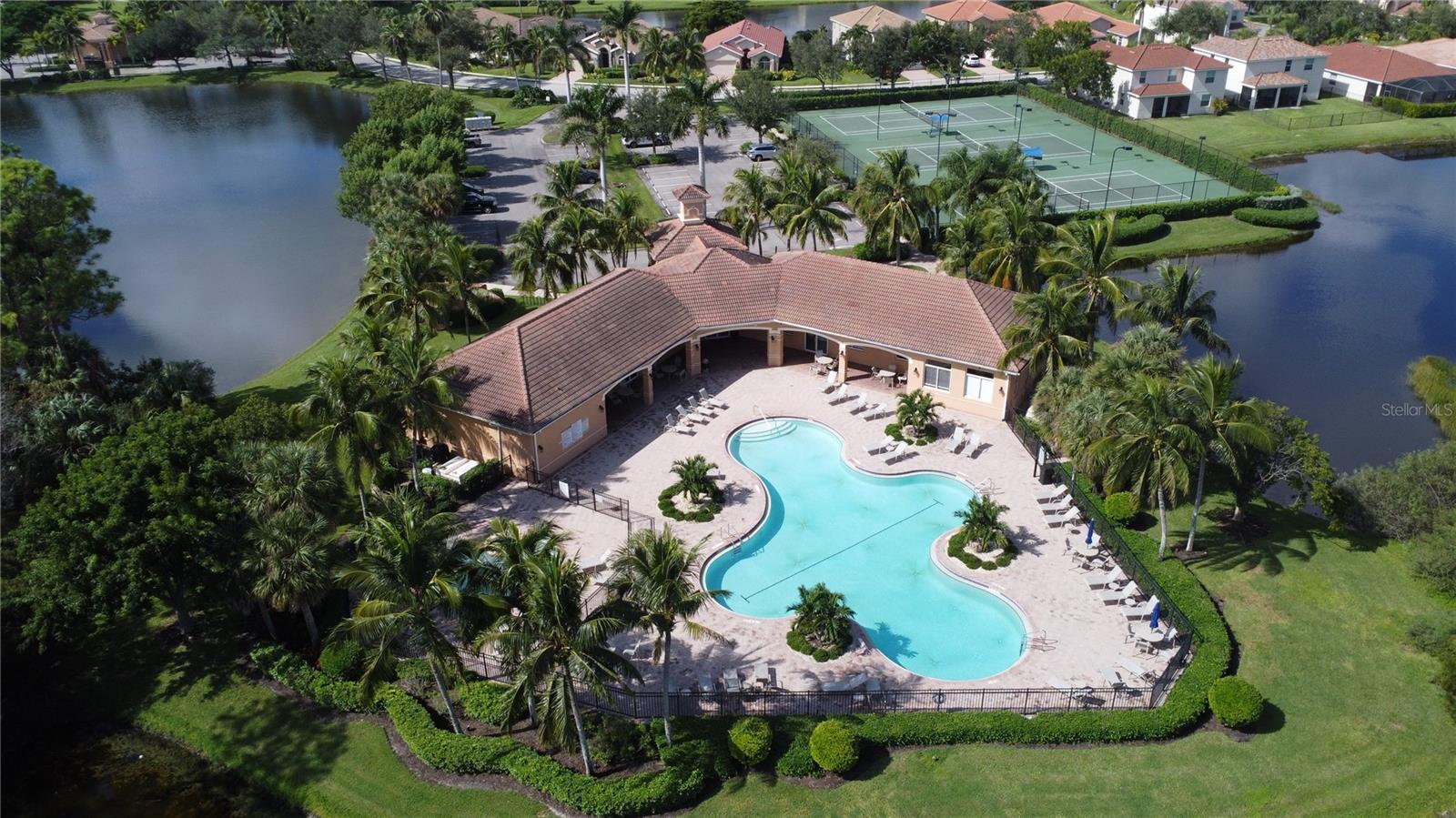 2571 LAURENTINA LN, CAPE CORAL, FL — photo 35