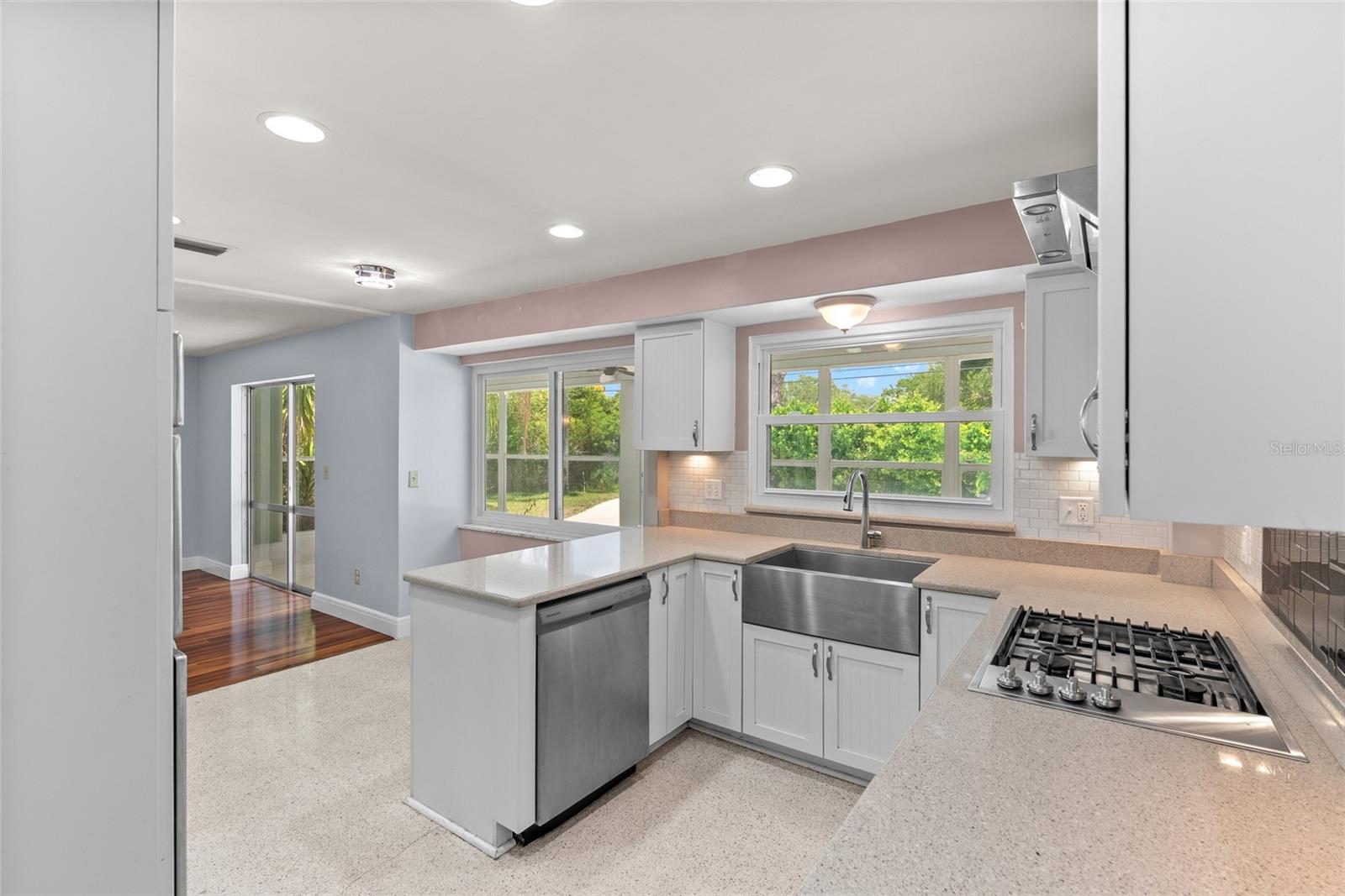 1341 RANCHWOOD DR, CLEARWATER, FL — photo 18