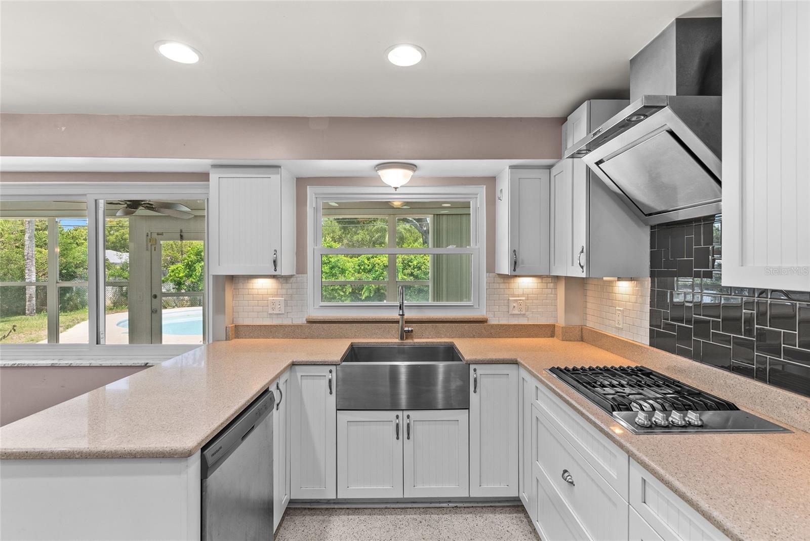 1341 RANCHWOOD DR, CLEARWATER, FL — photo 19