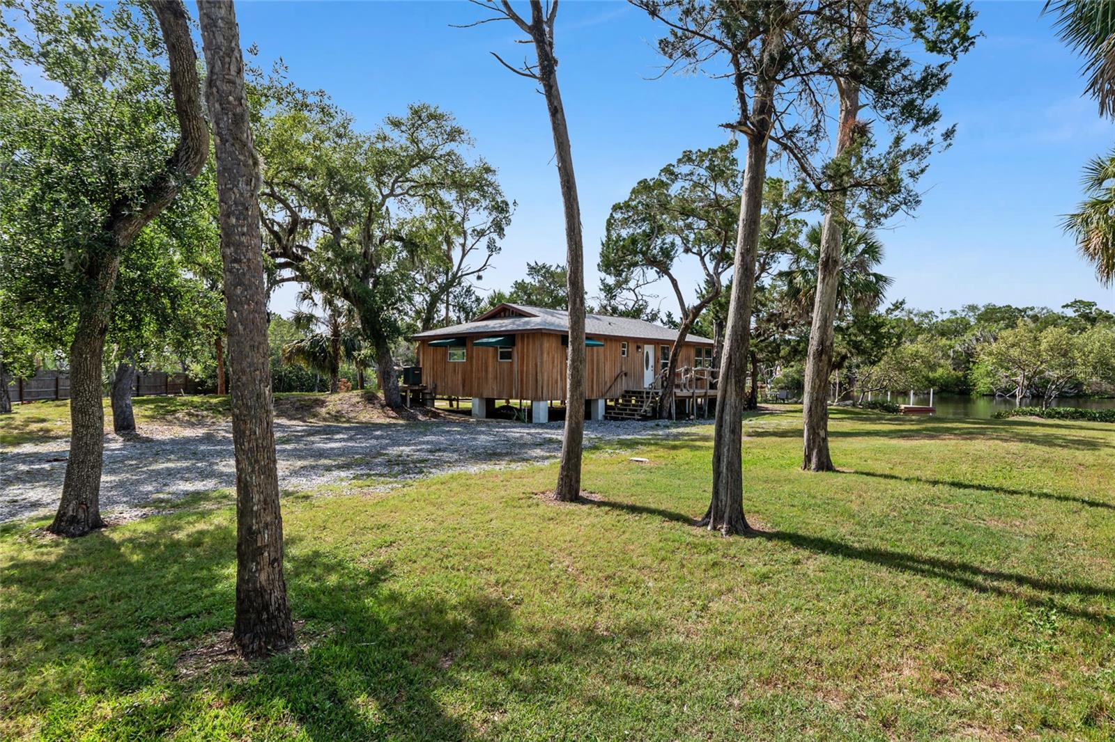 1326 S ESTUARY, CRYSTAL RIVER, FL — photo 9
