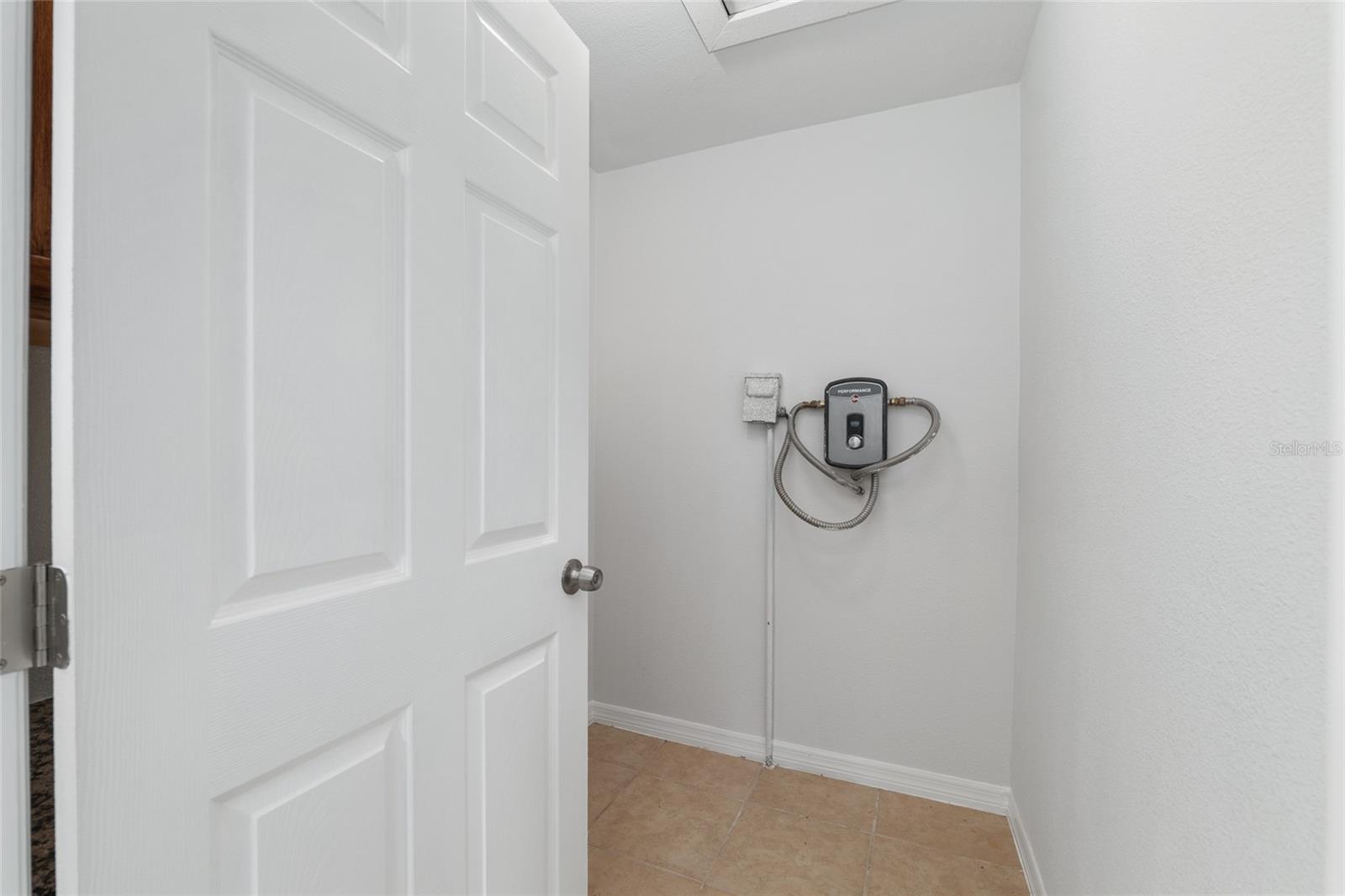 1326 S ESTUARY, CRYSTAL RIVER, FL — photo 45