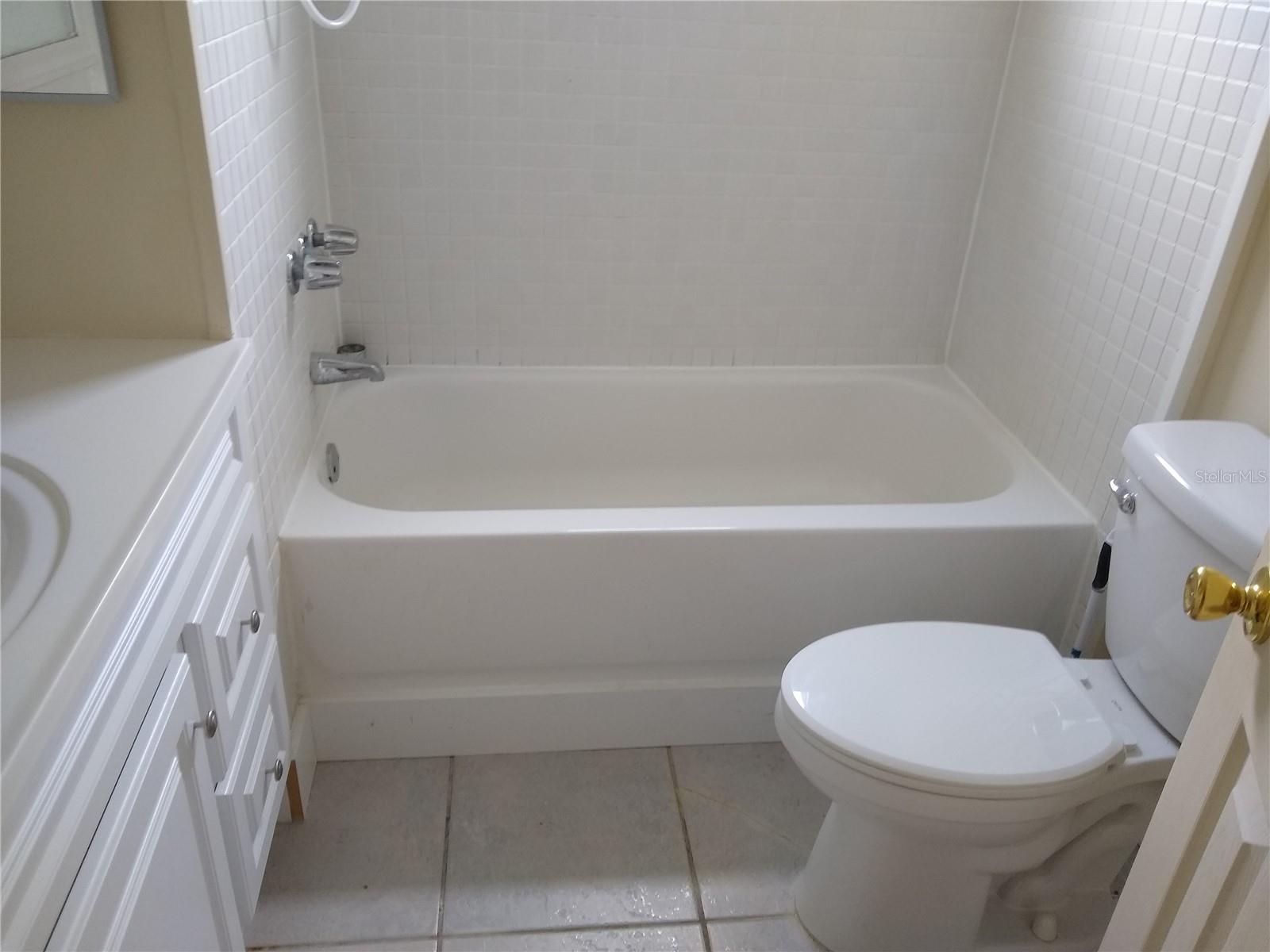 205 52ND AVENUE DR W, BRADENTON, FL — photo 5
