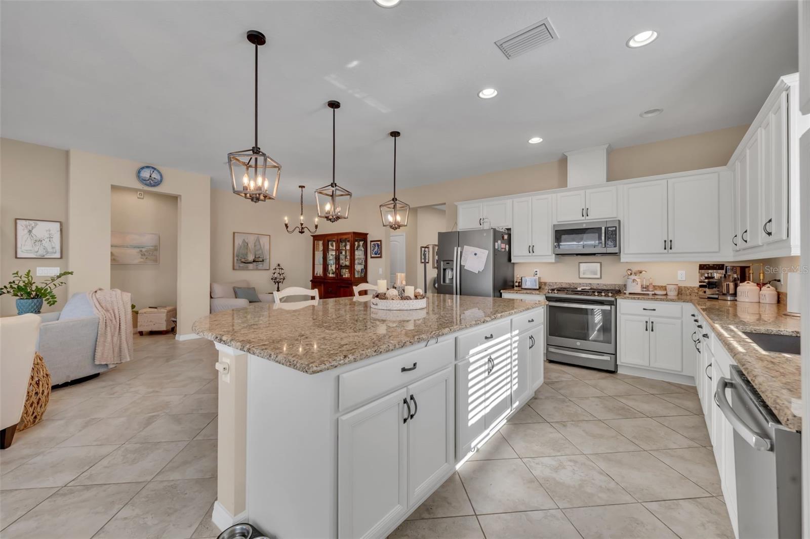 615 CONSERVATION BLVD, GROVELAND, FL — photo 46
