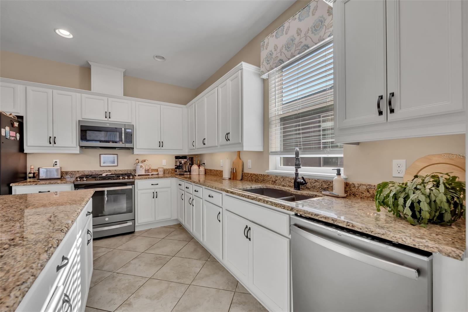 615 CONSERVATION BLVD, GROVELAND, FL — photo 47