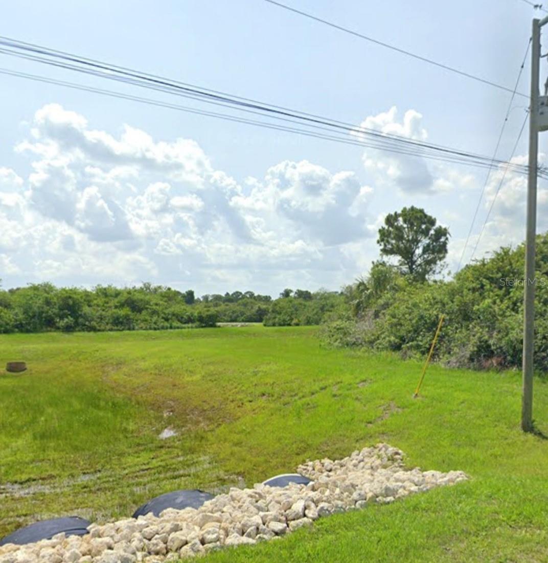 SAWYER CIR, NORTH PORT, FL — photo 3