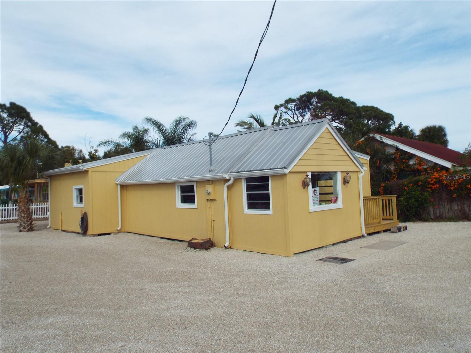 150 E BAY HEIGHTS RD, ENGLEWOOD, FL — photo 15