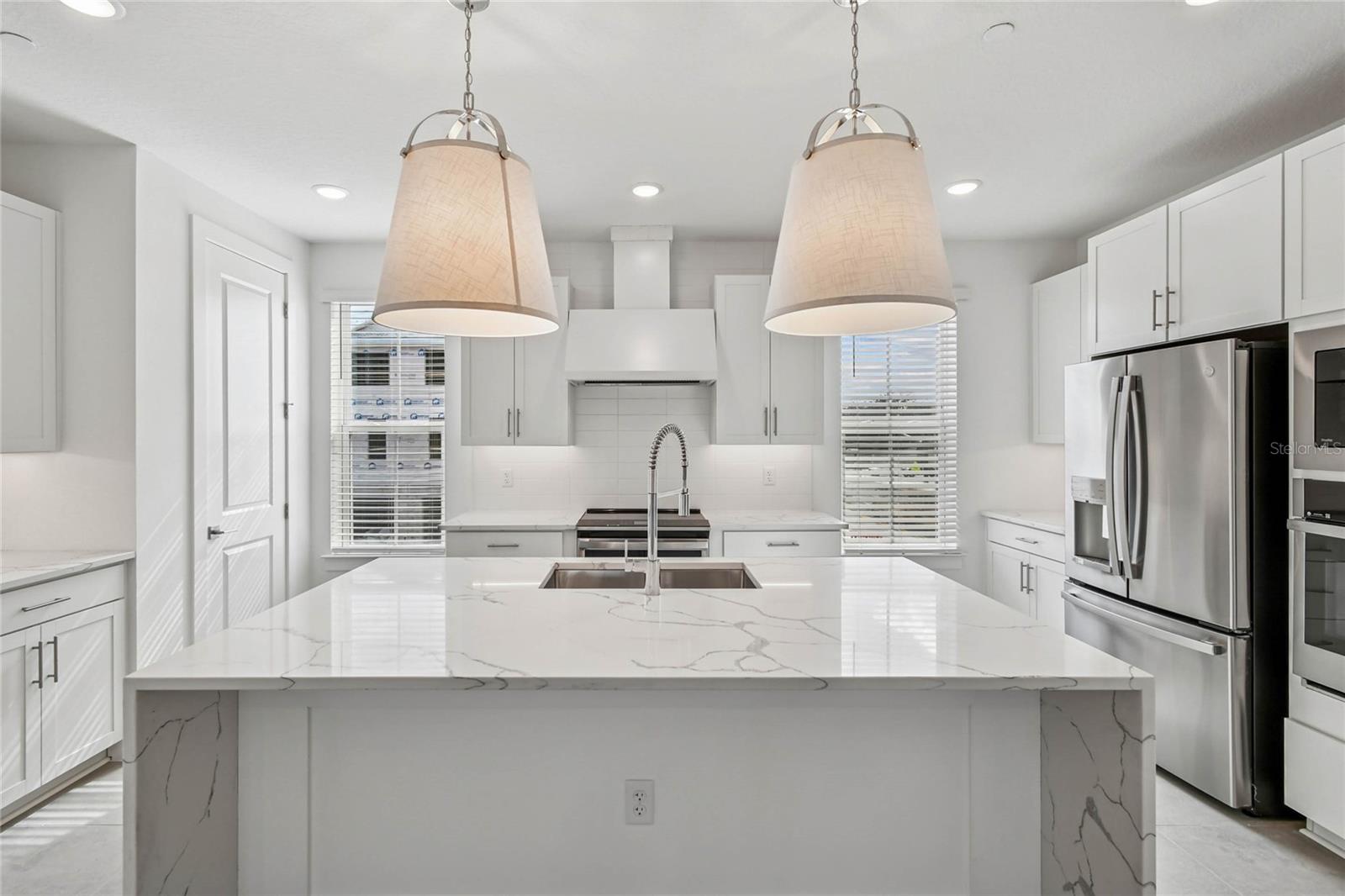 241 PASQUALA WAY, OVIEDO, FL — photo 2