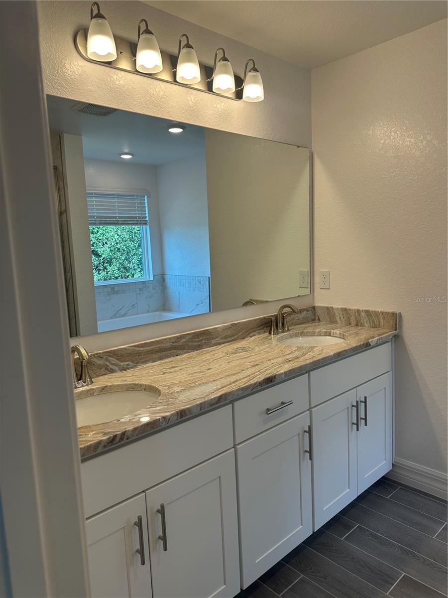 246 BURNEY RD, OSPREY, FL — photo 37