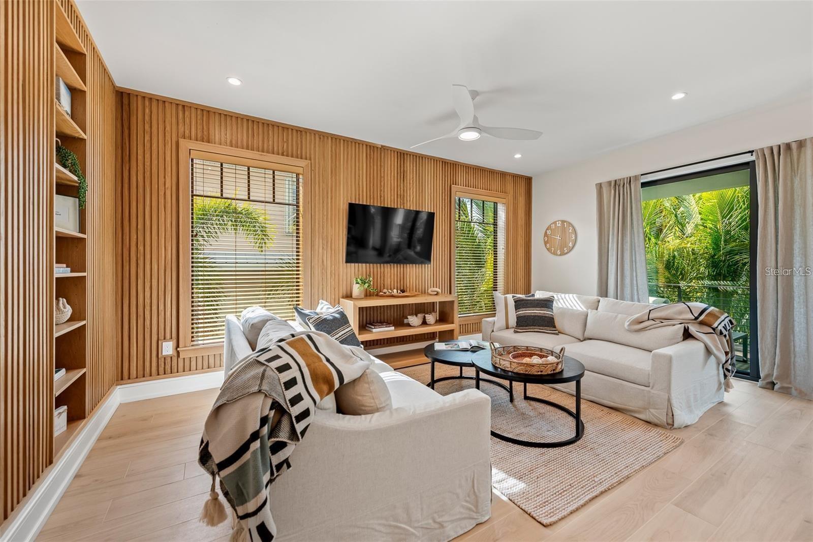 112 MAPLE AVE, ANNA MARIA, FL — photo 8
