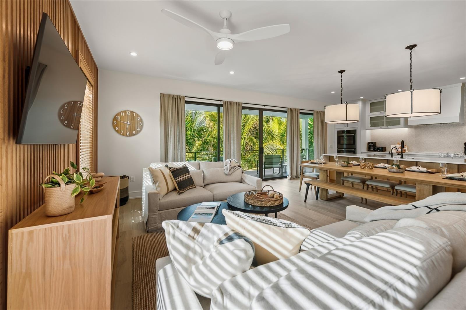 112 MAPLE AVE, ANNA MARIA, FL — photo 9