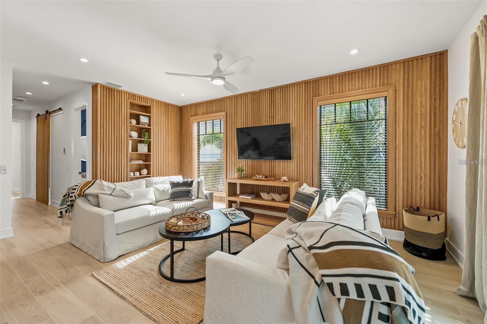 112 MAPLE AVE, ANNA MARIA, FL — photo 11