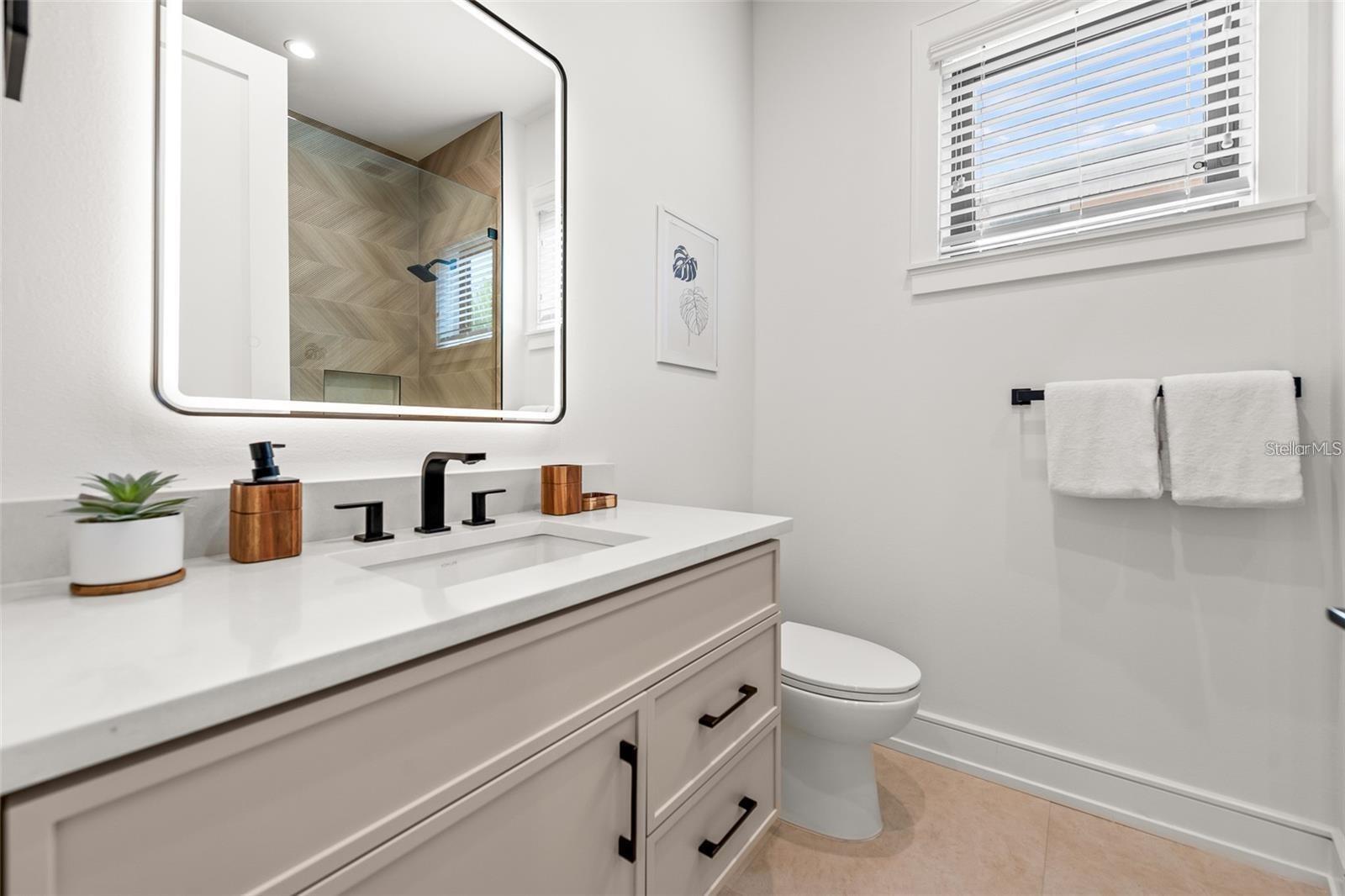 112 MAPLE AVE, ANNA MARIA, FL — photo 26
