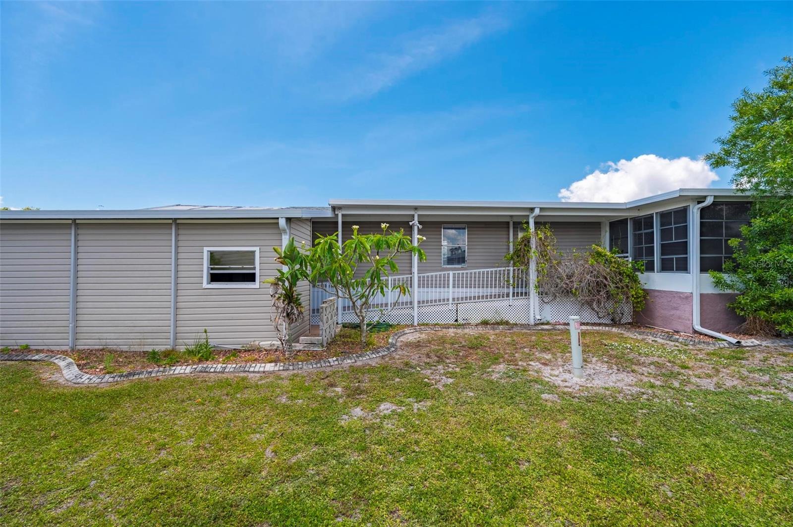 1000 KINGS HWY #101, PORT CHARLOTTE, FL — photo 34