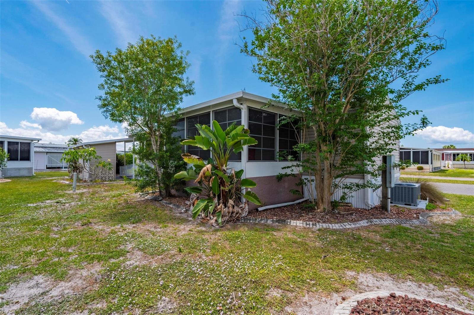 1000 KINGS HWY #101, PORT CHARLOTTE, FL — photo 36