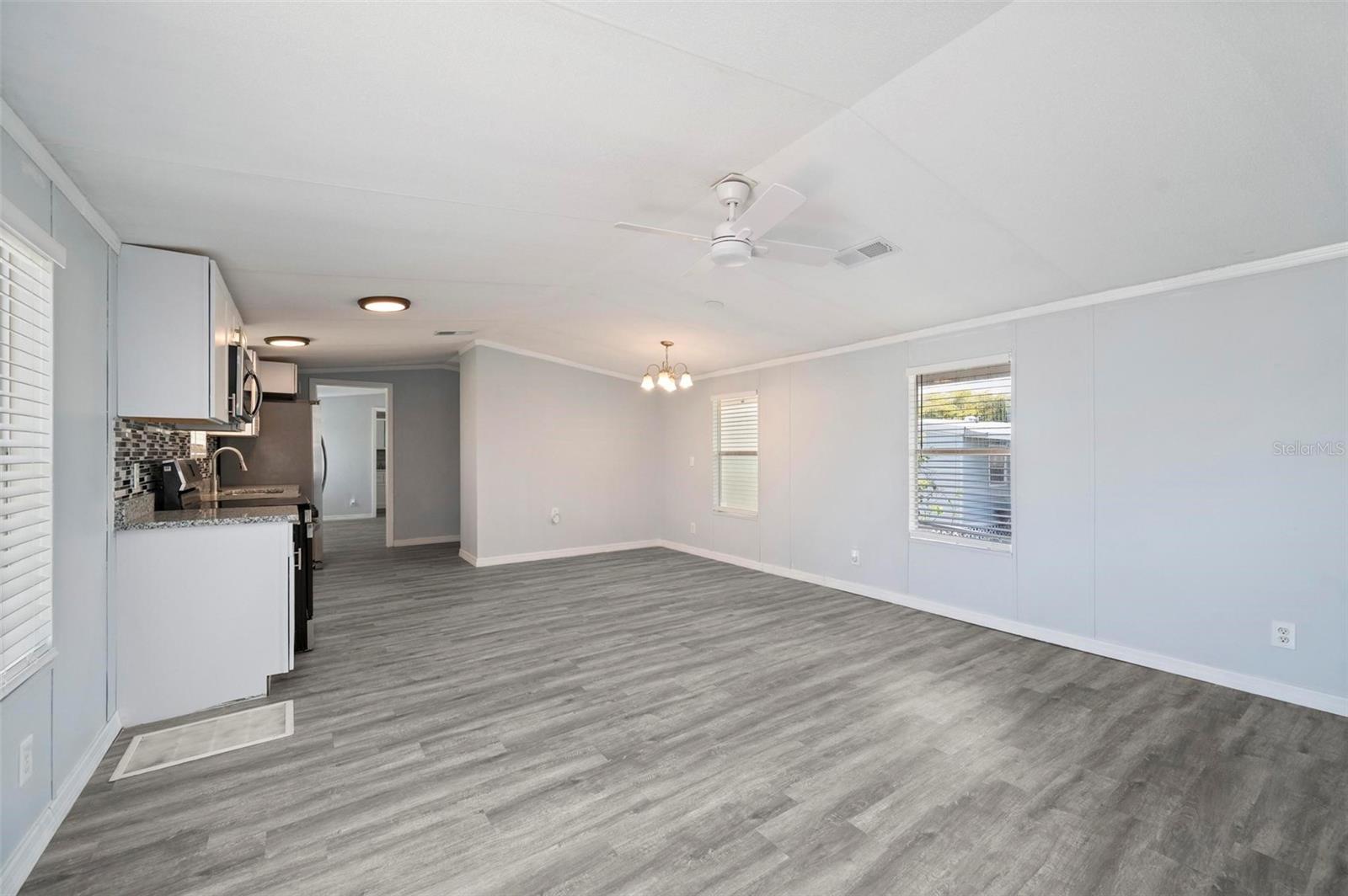 1000 KINGS HWY #101, PORT CHARLOTTE, FL — photo 3