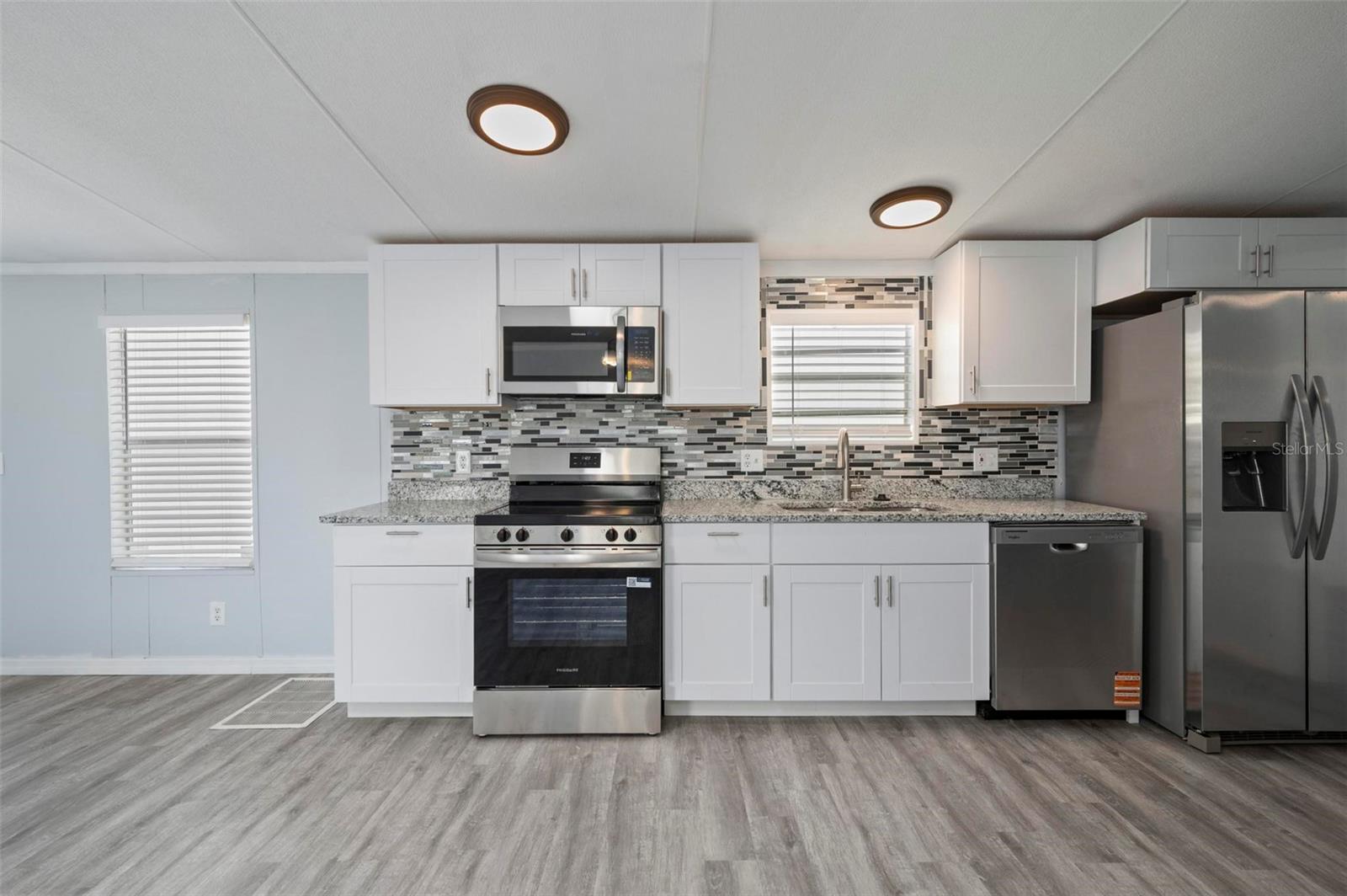 1000 KINGS HWY #101, PORT CHARLOTTE, FL — photo 8