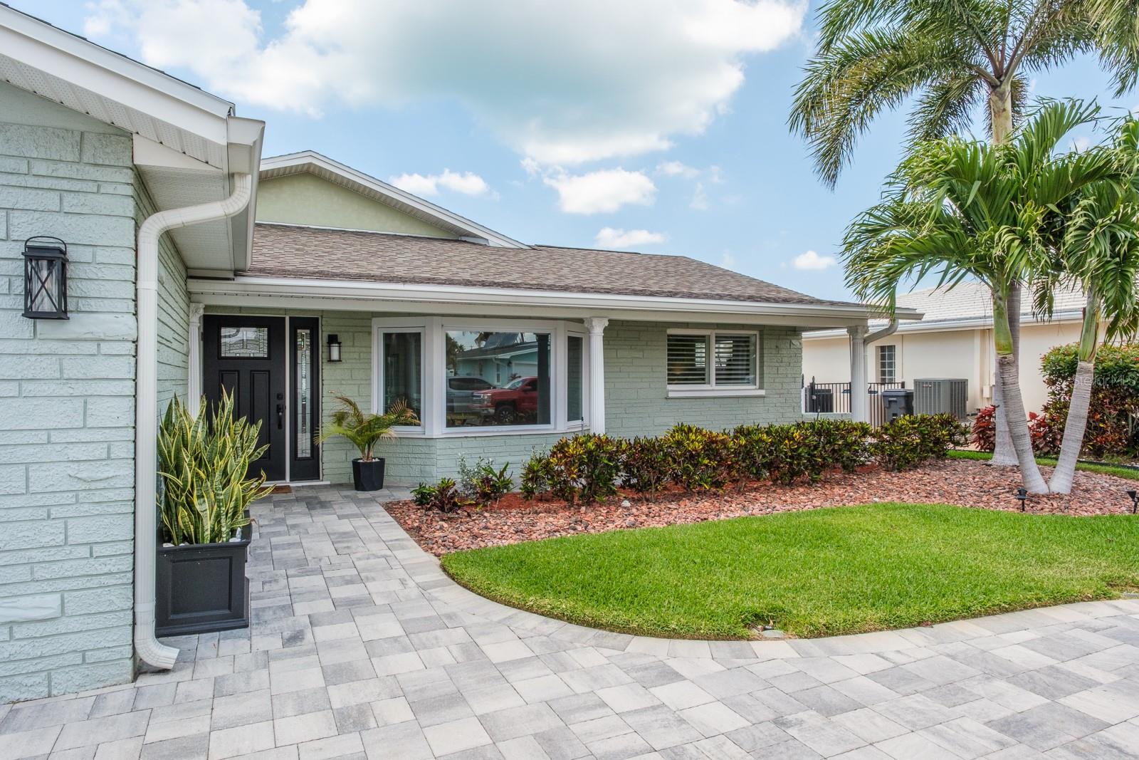 11400 8TH ST E, TREASURE ISLAND, FL — photo 6