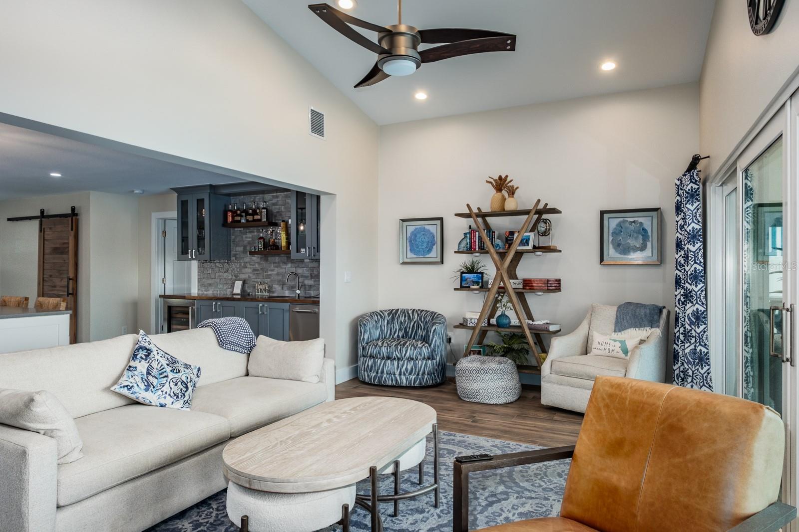 11400 8TH ST E, TREASURE ISLAND, FL — photo 15