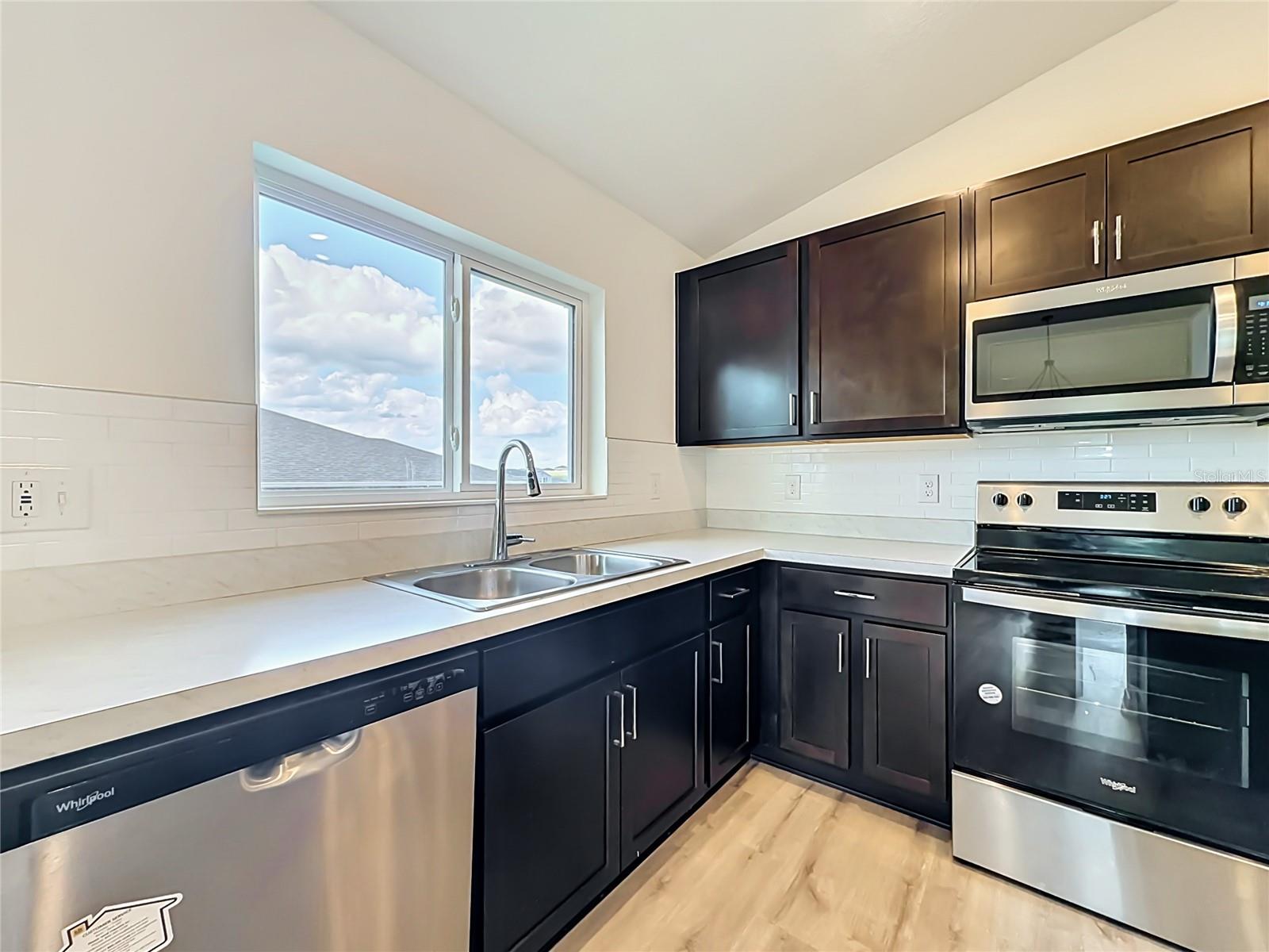 1507 GERANIUM DR, MASCOTTE, FL — photo 28